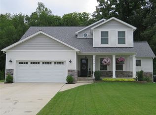 16391 Red Fox Trl, Linden, MI 48451