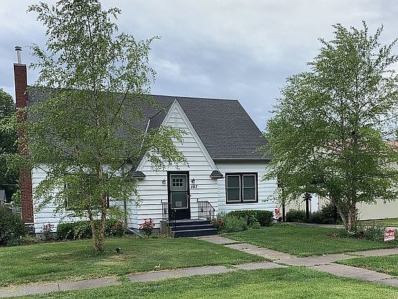 2nd image of 107 N Adams St