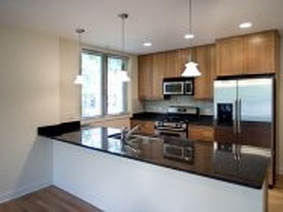 3rd image of 2064 N California Ave APT 405