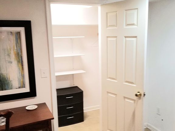 5th image of 3525 Princeton Cir NE