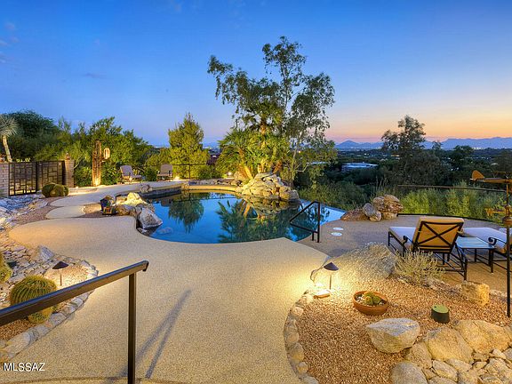 3rd image of 5000 N Buchanan Trl