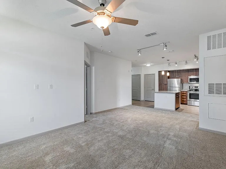 Park Avenue Apartments — Photo 51