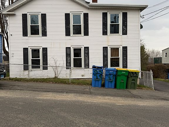 2nd image of 33 Pilgrim Ave