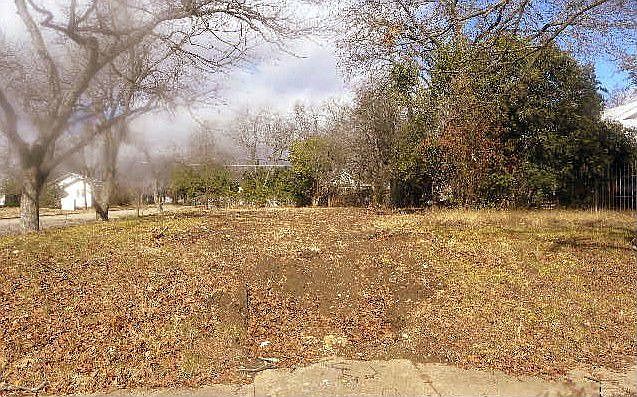 1st image of 1625 Pine Ave