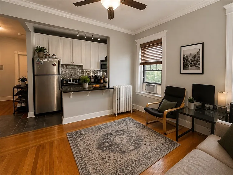 137 Peterborough St #9 — Photo 3