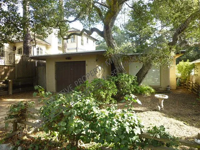 6 SE 3rd Ave — Photo 1