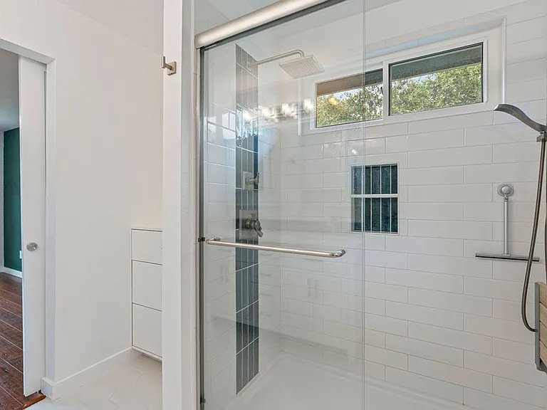 7107 Leppke Cv — Photo 19