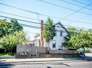 455 Grand Ave, Pawtucket, RI 02861