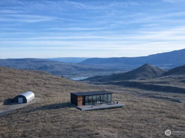 180 Harmony Heights Road, Brewster, WA 98812