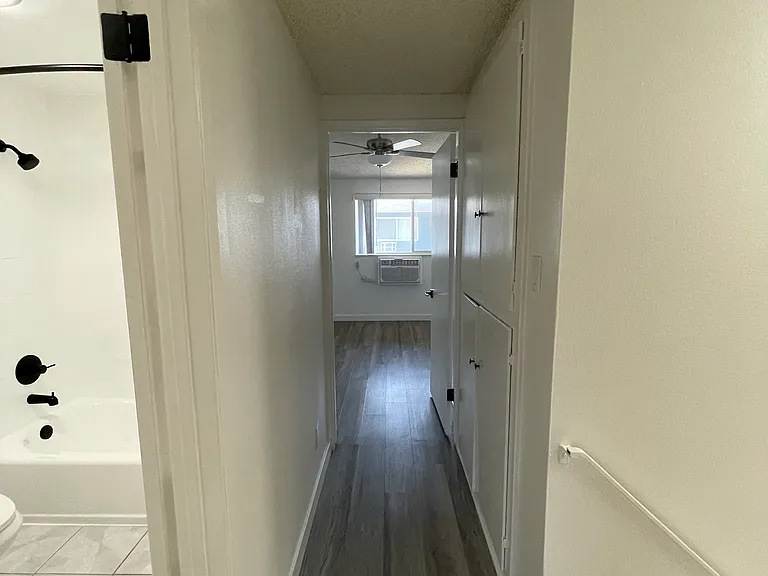 248 S McCoy Rd — Photo 8