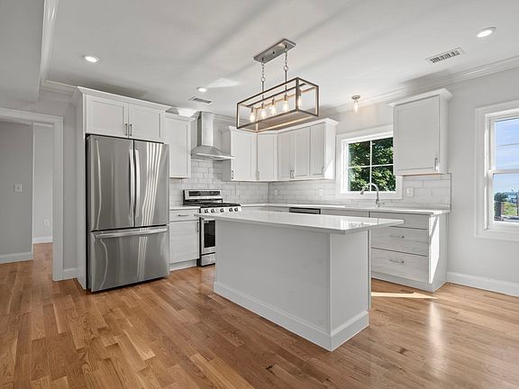 4th image of 62 Pleasant St #2