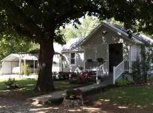 15665 85th Rd, Winfield, KS 67156