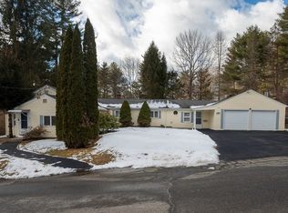 9 Harding St, Leicester, MA 01611