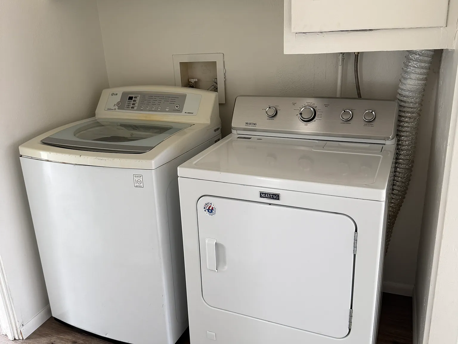 2 bed, 900 sqft, $2,500 — Photo 4