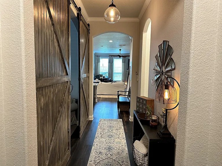 1609 Meadow Trail Ln — Photo 8
