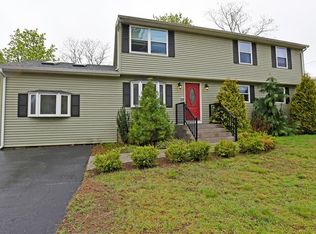 77 2nd Point Rd, Warwick, RI 02889