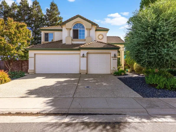 9021 Old Creek Dr, Elk Grove, CA 95758