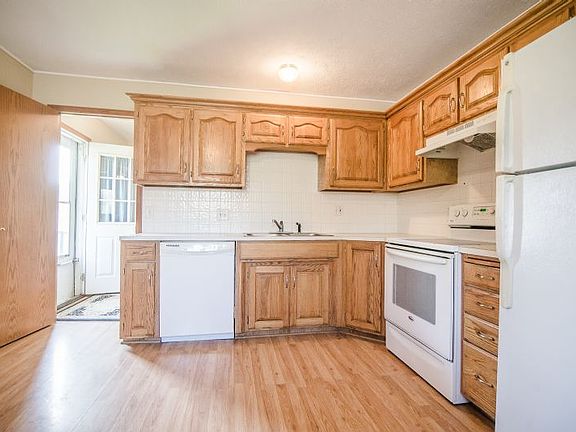 5th image of 407 S Chestnut St