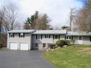 440 Amity Rd, Woodbridge, CT 06525