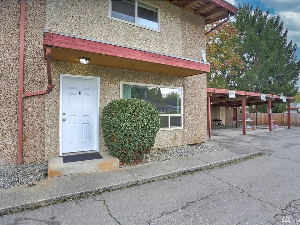 310 R St SE #C