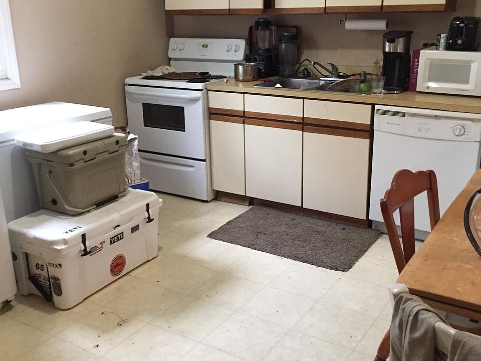 1st image of 260 Kentucky Ave #2