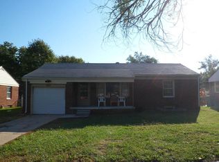 802 S Governeour Rd, Wichita, KS 67207
