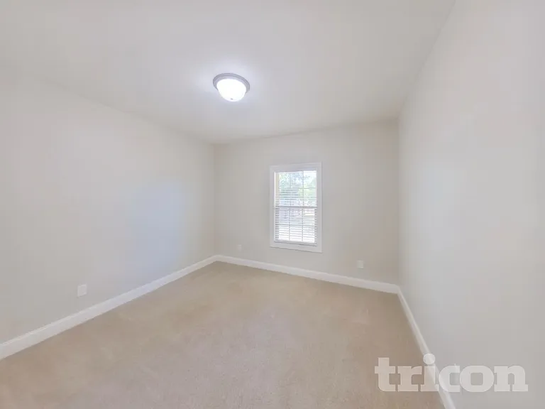 5105 Cloverhill Dr — Photo 19