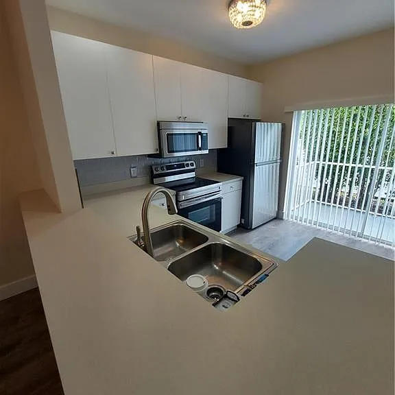 3268 Amanda Ln #3 — Photo 24