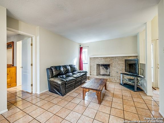 3rd image of 13079 N Hunters Cir