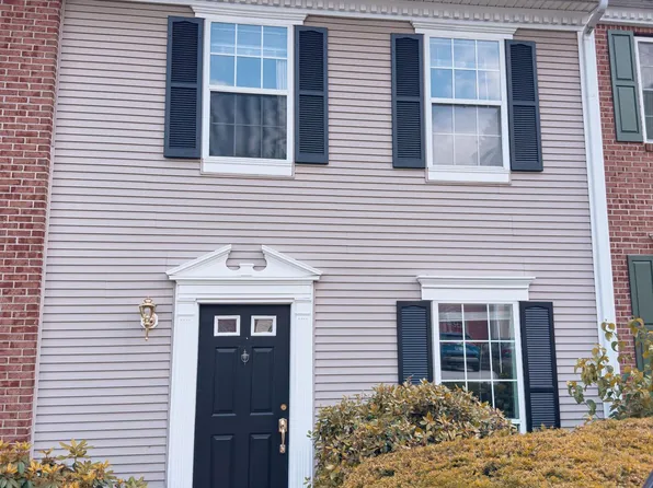 101 Middlesex Road #101, Merrimack, NH 03054