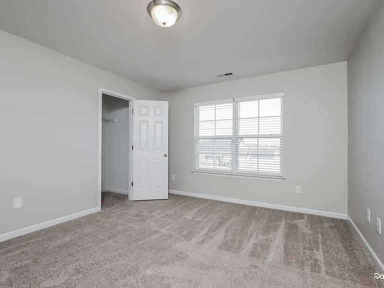 186 Sunflower Ct — Photo 10