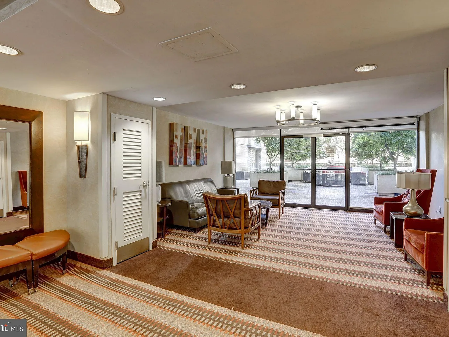 2 bed, $2,900 — Photo 4