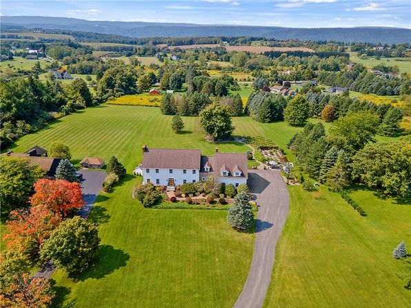 2841 Sweet Rd, Jamesville, NY 13078
