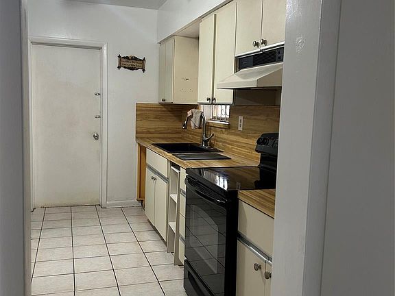 4th image of 75 NE 128th Terrace