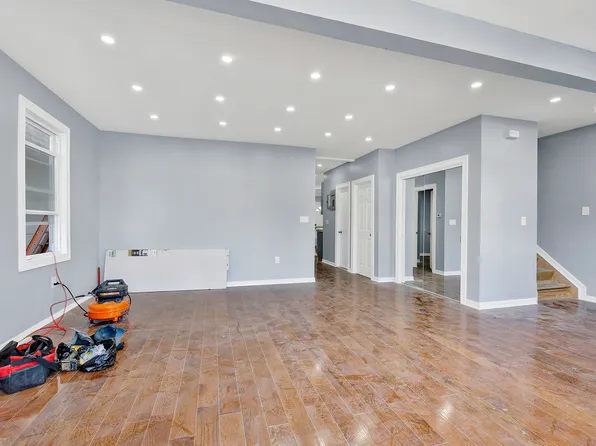 14-29 Pearl Street image 5 of 13