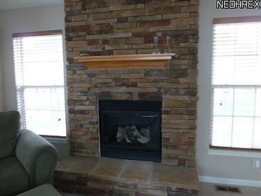 3rd image of 8555 Bentley Dr