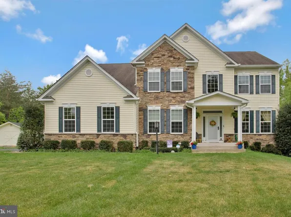 15 Burke Dr, Fredericksburg, VA 22406