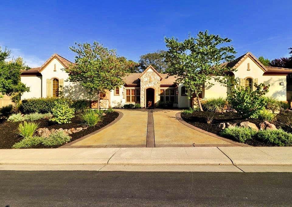 1st image of 2136 Ladera Dr
