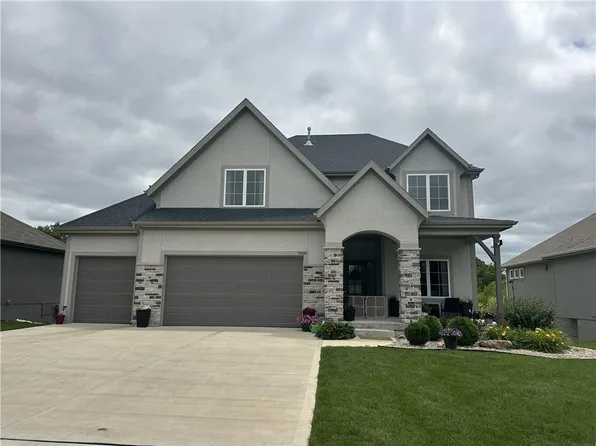 17105 W 170th St, Olathe, KS 66062
