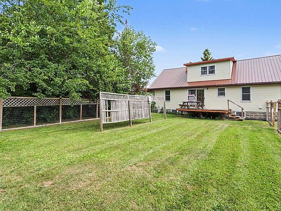 4th image of 1007 N Huron Rd