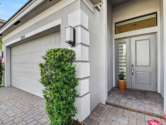 5th image of 7224 Estero Drive