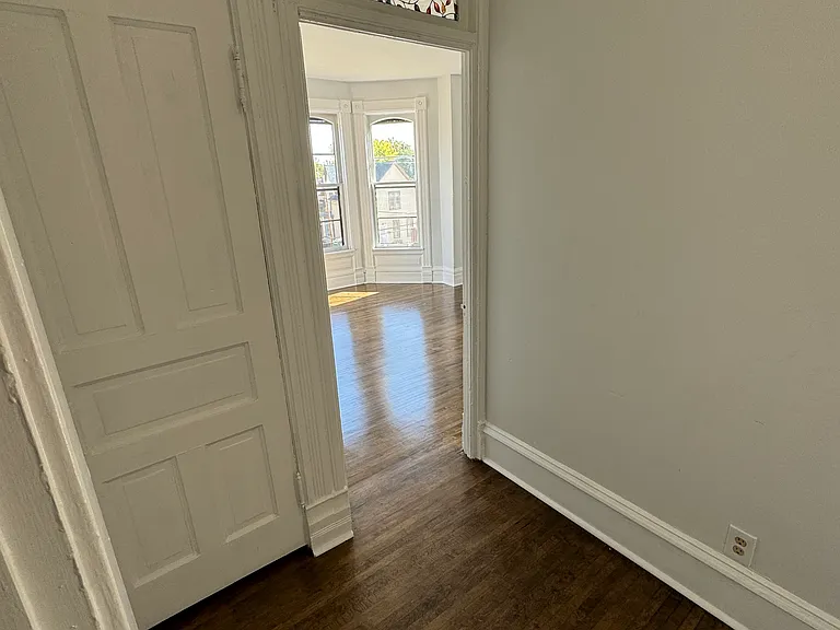 300 Douglas Ave #300 — Photo 16