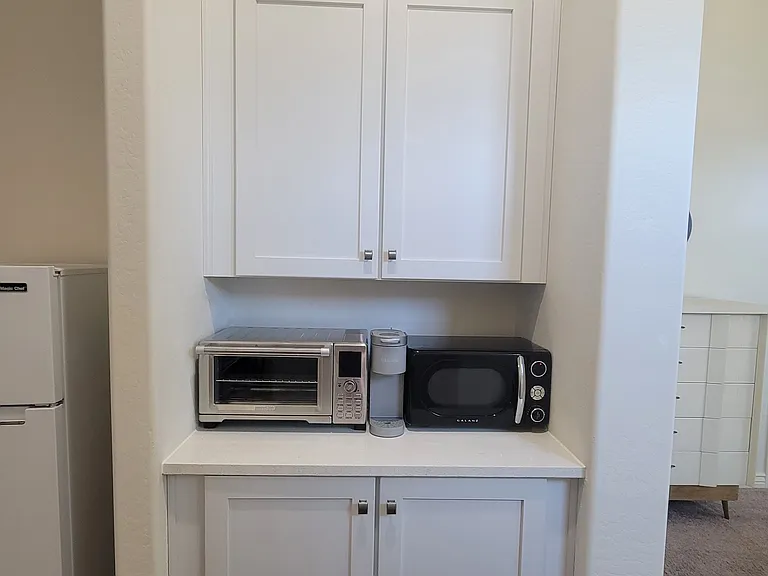 3142 N Los Alamos — Photo 18