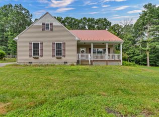 295 Woodhaven Cir, Lewisburg, WV 24901