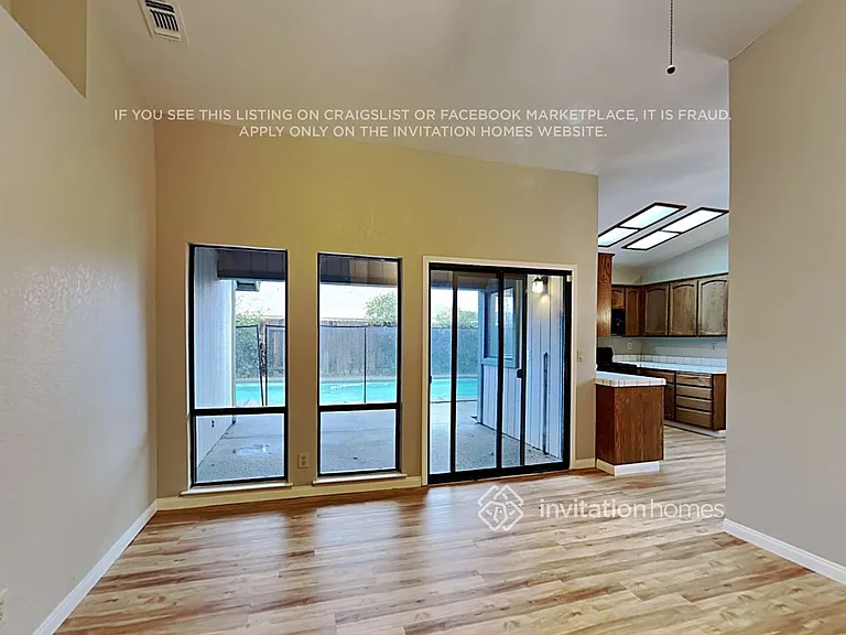 8821 Somershire Way — Photo 6