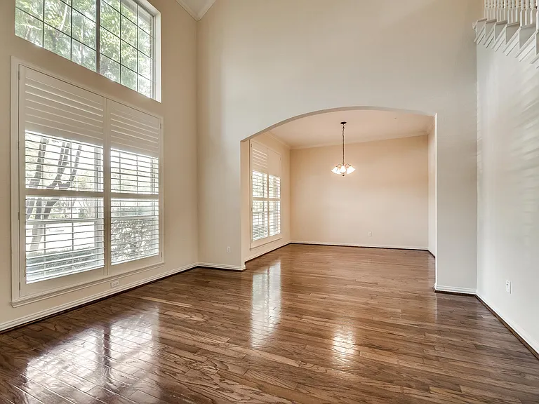3902 Harlington Ln — Photo 6