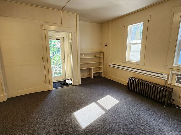 3rd image of 328 8th St S #725