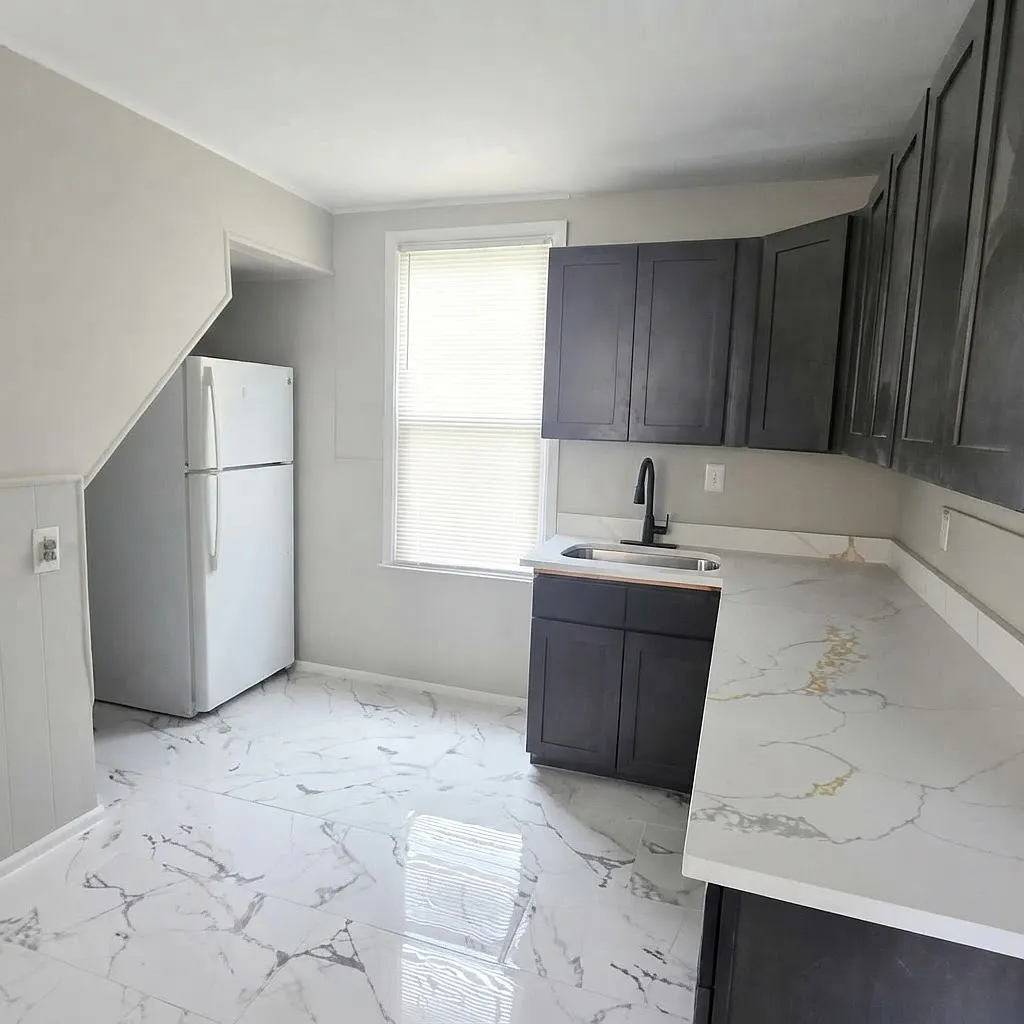 1 bed, 758 sqft, $1,500 — Photo 3