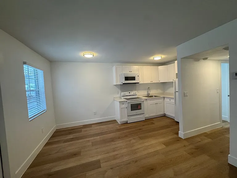 2910 Pierce St #103 — Photo 5