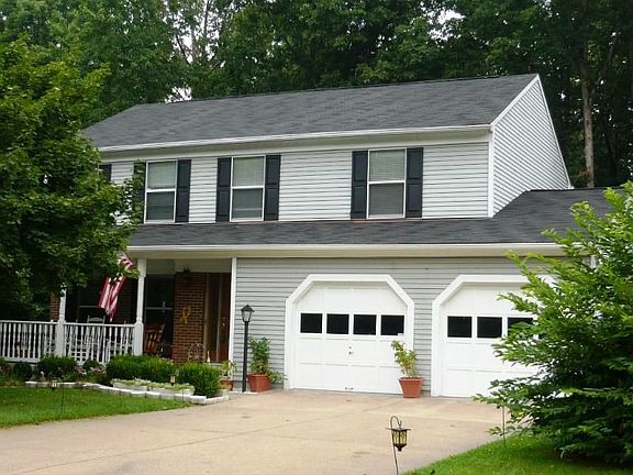 2nd image of 3006 Mediterranean Dr